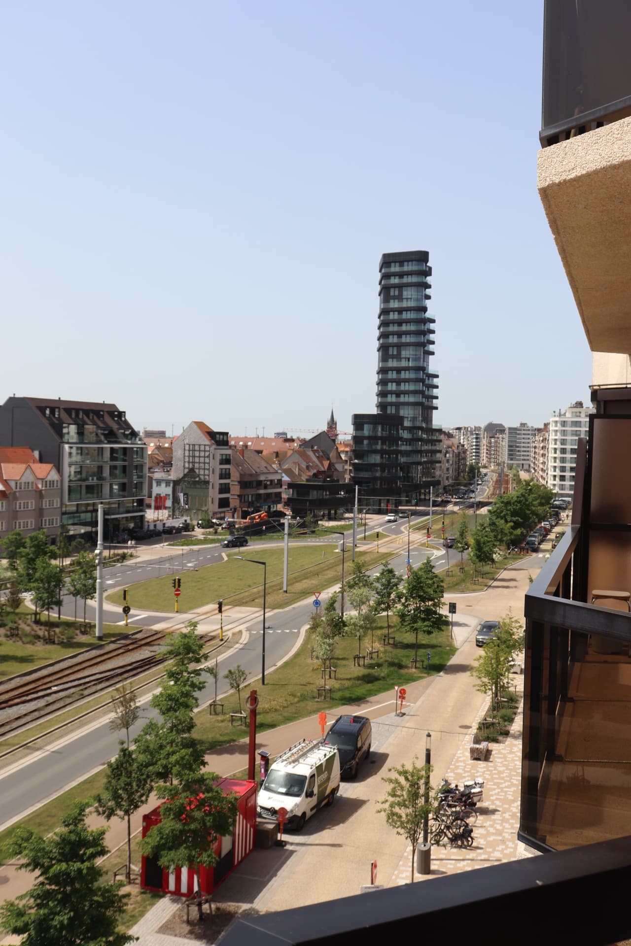 Terrace view over the Heist boulevard